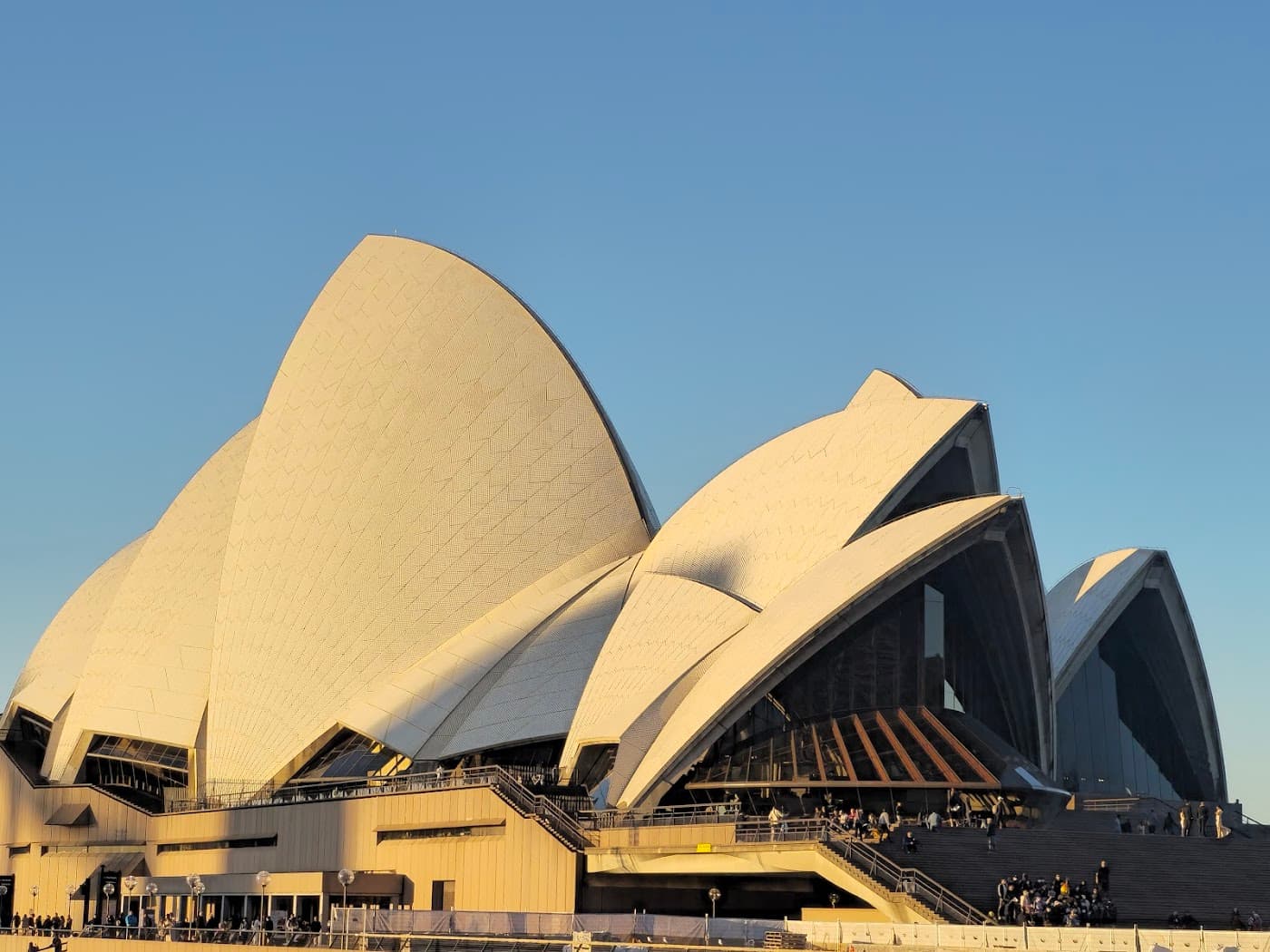 Australia, Sydney · Gold Coast · Melbourne