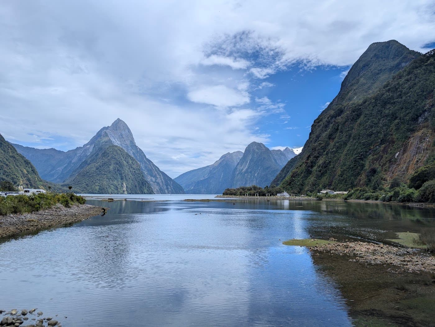 New Zealand, Auckland · Rotorua · Queenstown