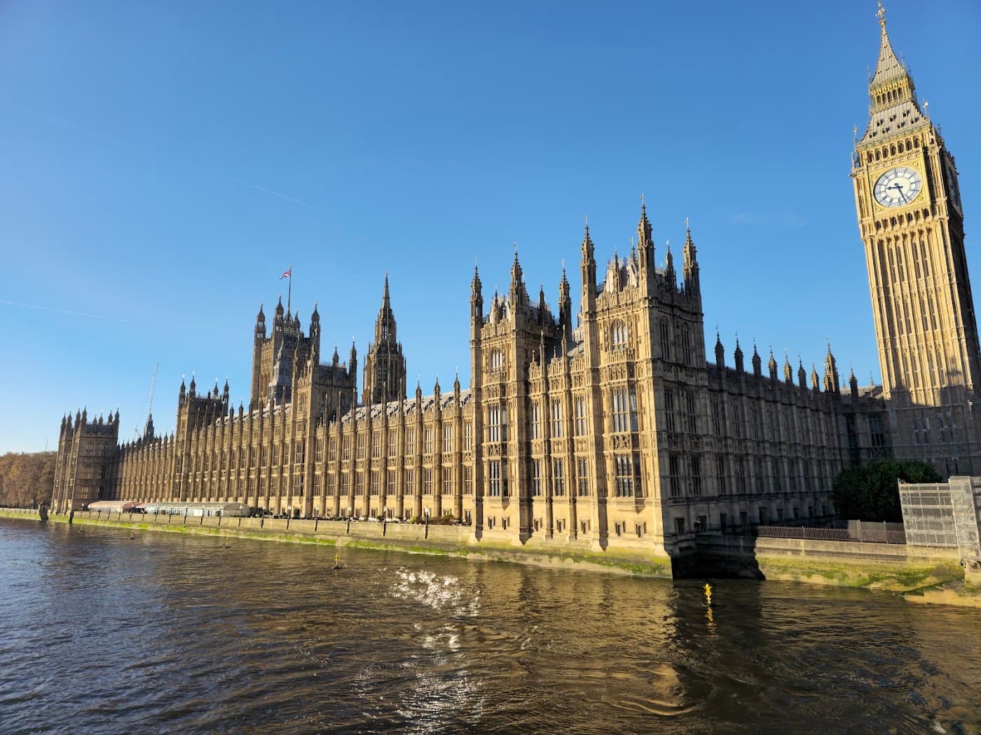 United Kingdom, London · Edinburgh