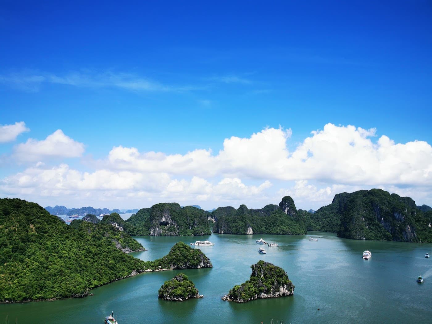Vietnam, Hanoi · Halong · Da Nang · Ho Chi Minh