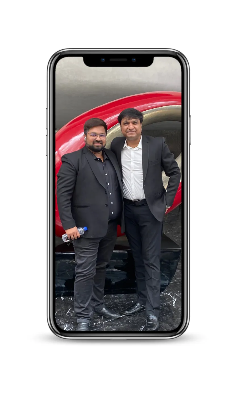 Rise & Shine Travel founders Hardik Patel and Alpesh